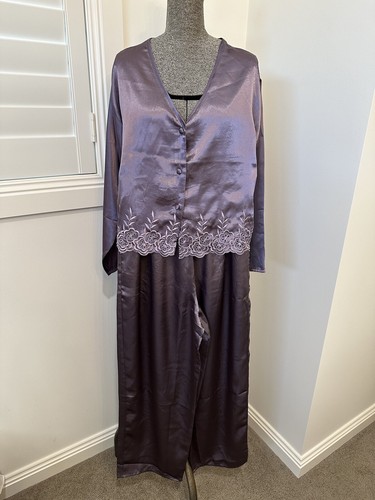 Vintage 90s victoria - vintage,